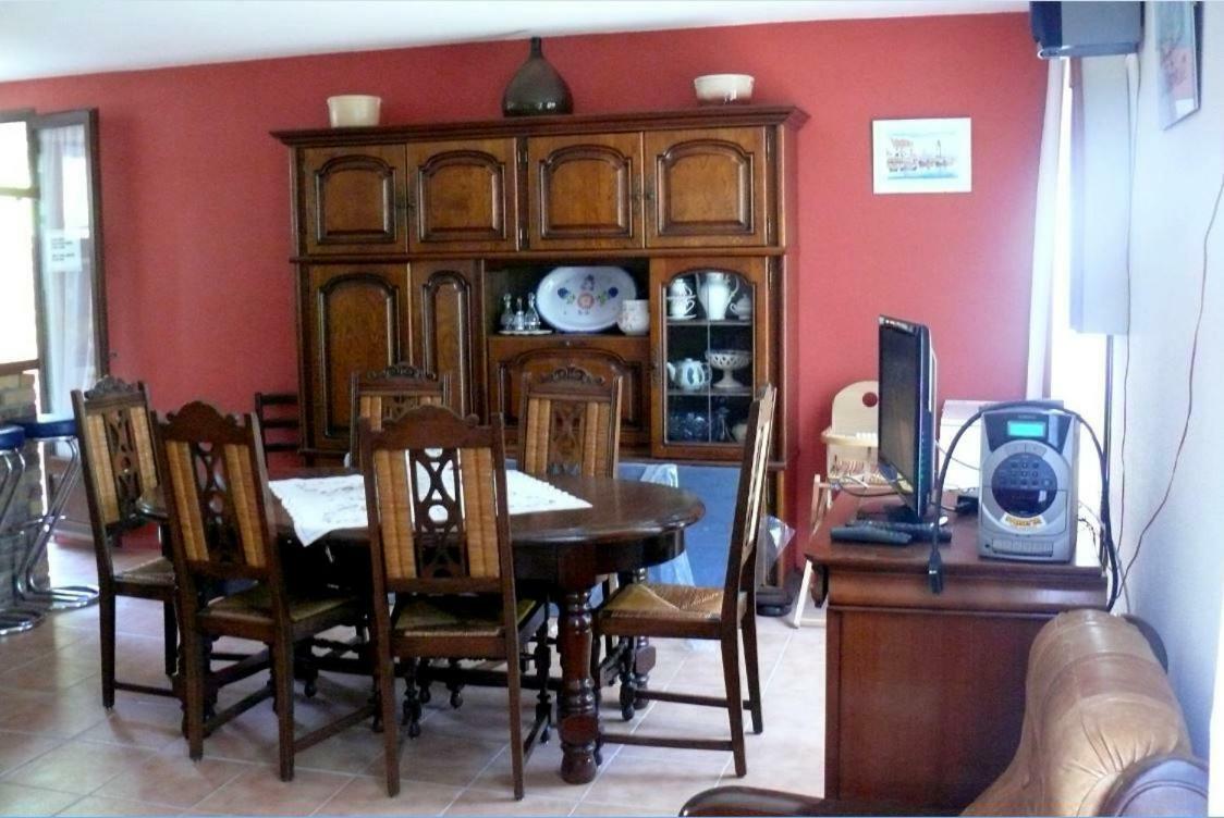 Maison Bord Du Lac Marcillac-la-Croisille エクステリア 写真